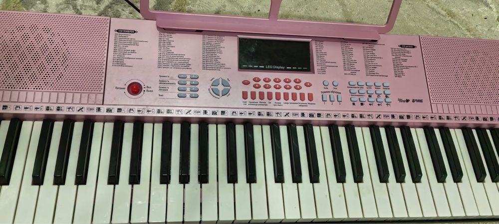 Продаю детский синтезатор