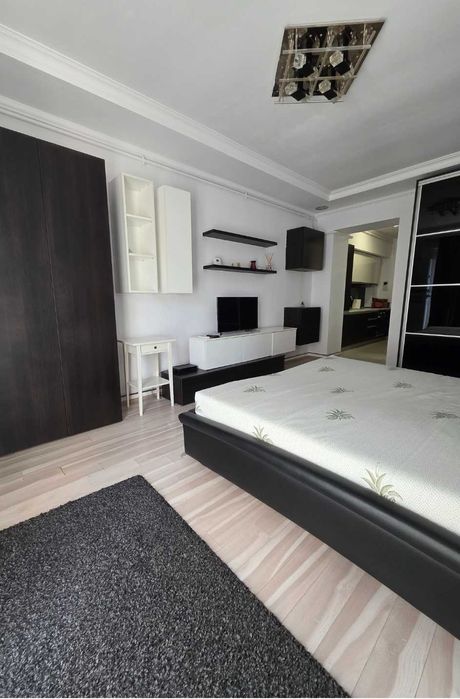 Inchiriez Garsoniera PIPERA Complex cu piscina