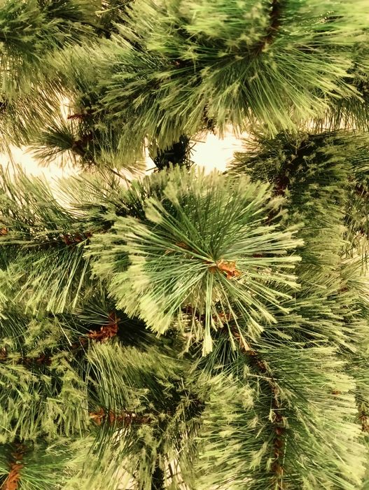 Ёлка искусственная 2,1 м