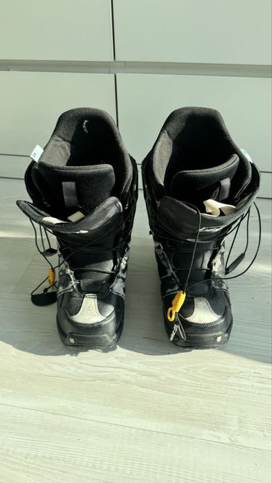 ботинки Burton для сноуборда 37 размер б/у