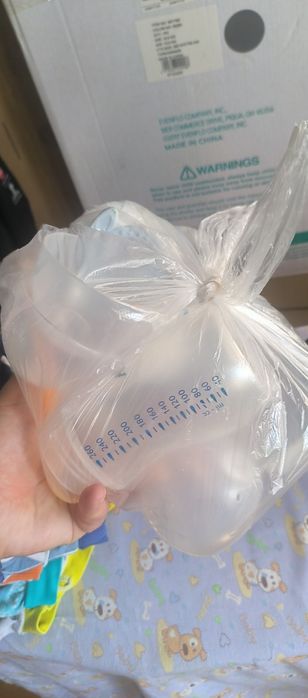 Бутылки и крышки  детские