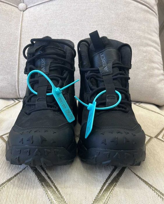 Кроссовки зимние - ADIDAS