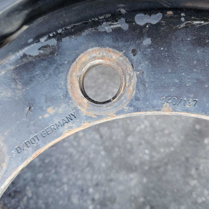 6 стоманени джанти 6.75x22.5 с 10 отвора Mercedes/MAN Germany KPZ