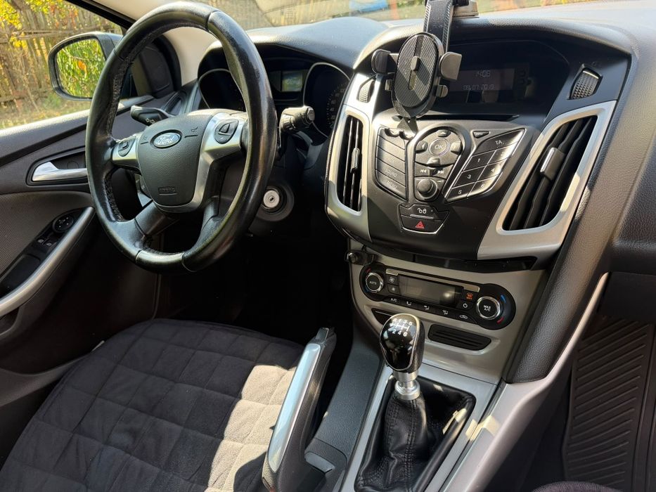 FORD Focus 2012 — imagine 4