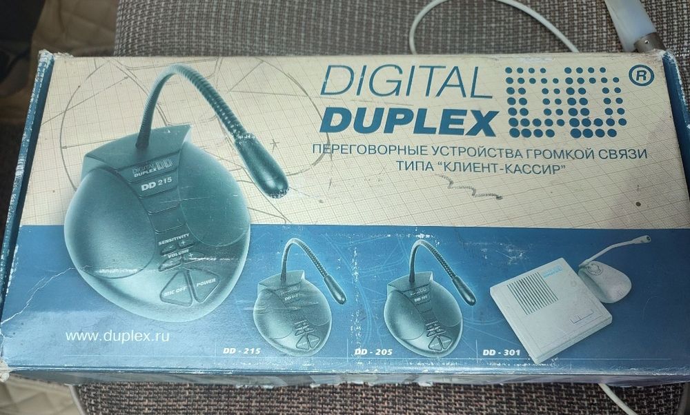 Переговорное устройство типа "кассир-клиент"