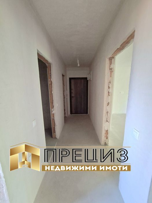 Продава тристаен апартамент - снимка 8