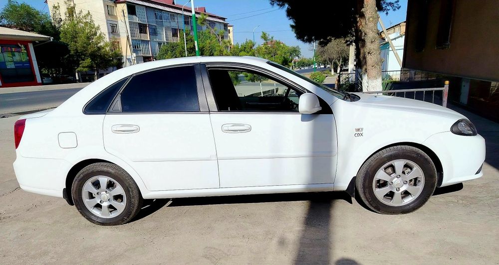 Gentra CDX, FULL, avtomat, lyuk, ideal holatda