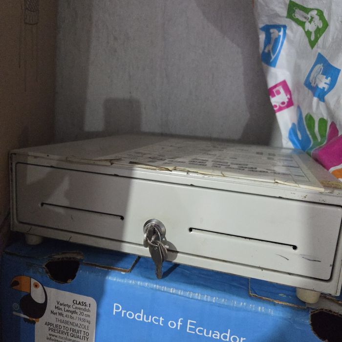 Кантар везна и касов апарат