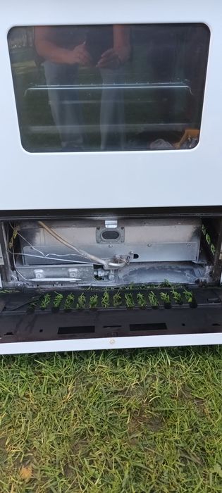 Vand aragaz cu convector si autogaizere