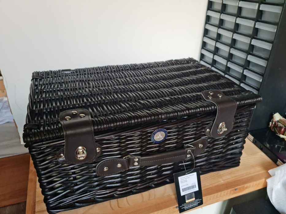 Set picnic Mercedes nou/nefolosit