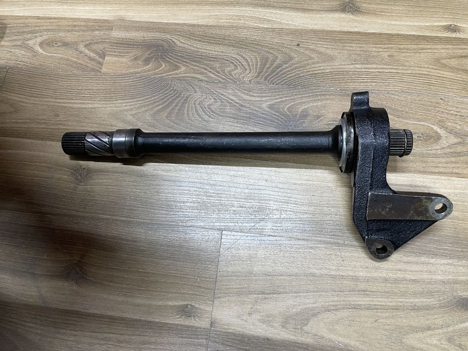 Промежуточный вал граната привод в сборе