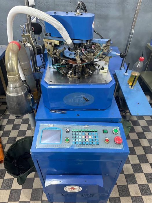 Tanada yalangoch qizlar video