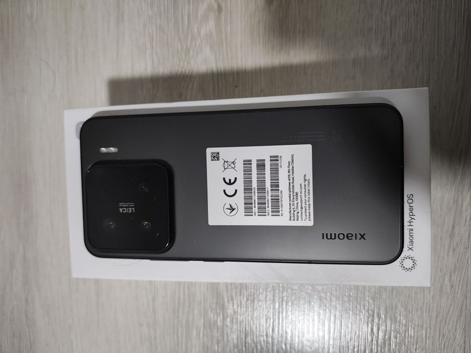 Vând telefon Xiaomi 15