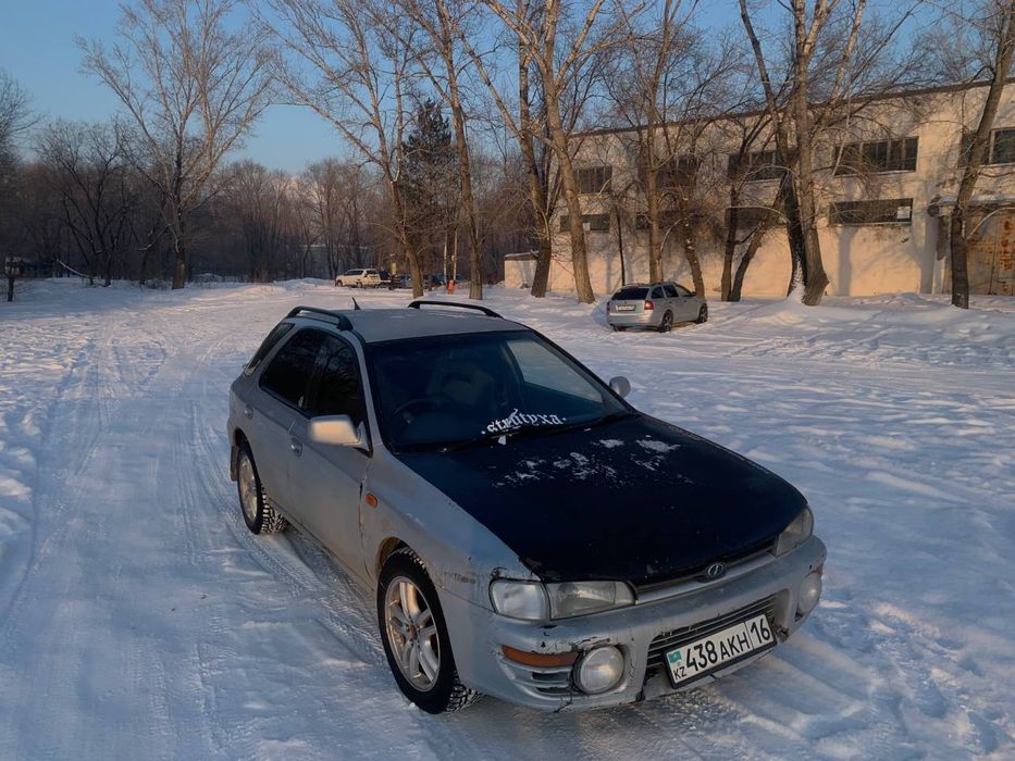 Продам машину subaru impreza 1995