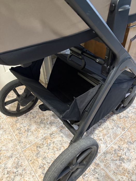 Carrello Vector - бебешка количка