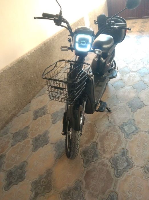 Skuter drongo 16 R saka