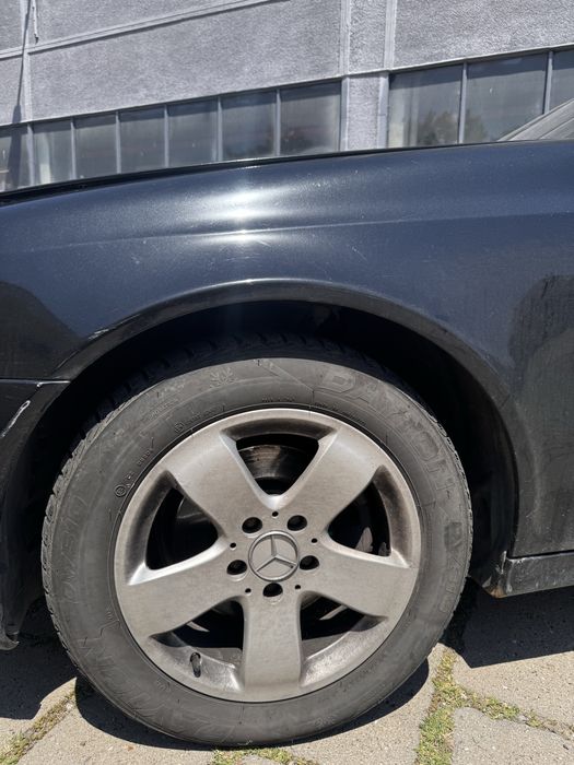 Нa части Mercedes benz W211 224 v6