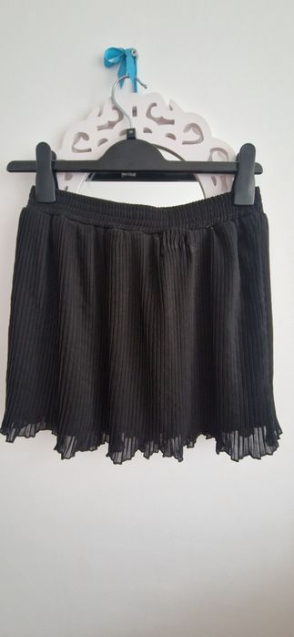 Fusta scurta plisata neagra