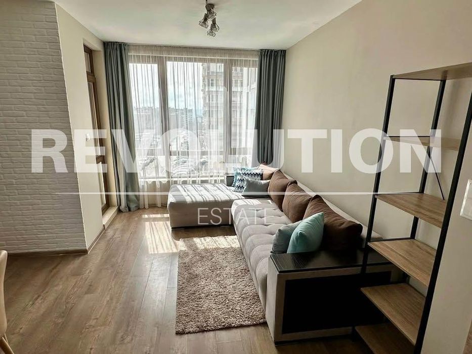 Двустаен апартамент  в гр.Варна, Възраждане !