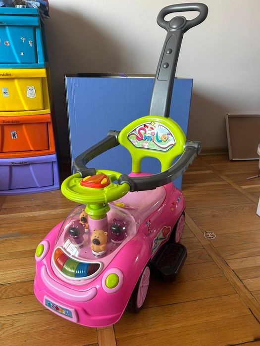 Машинка прогулочная