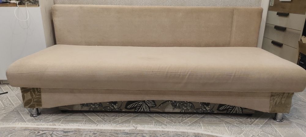 Продам диван. Б/у.