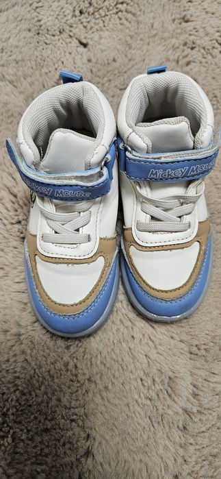 Vand incaltaminte baietei