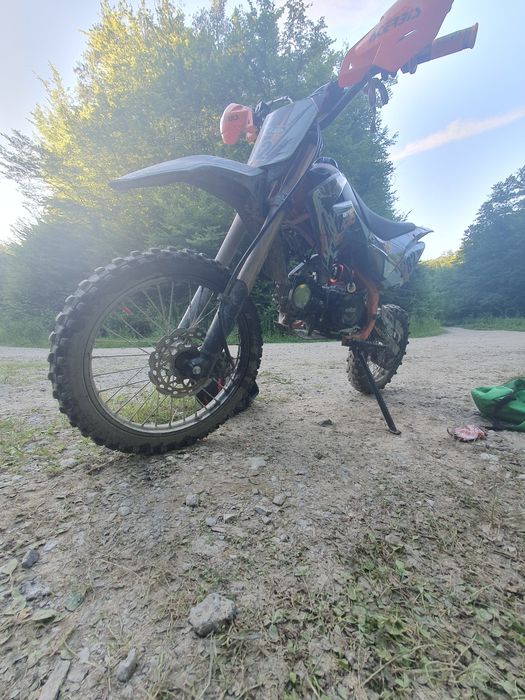 Vând cros 125 kxd