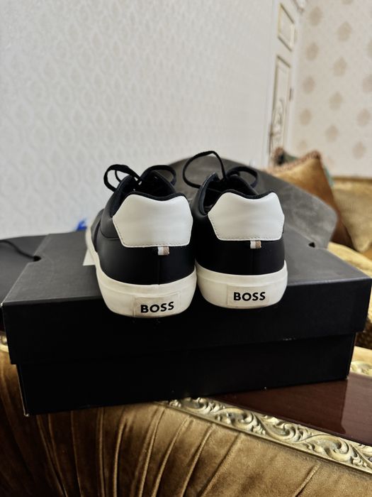Оригинальные кеды Boss