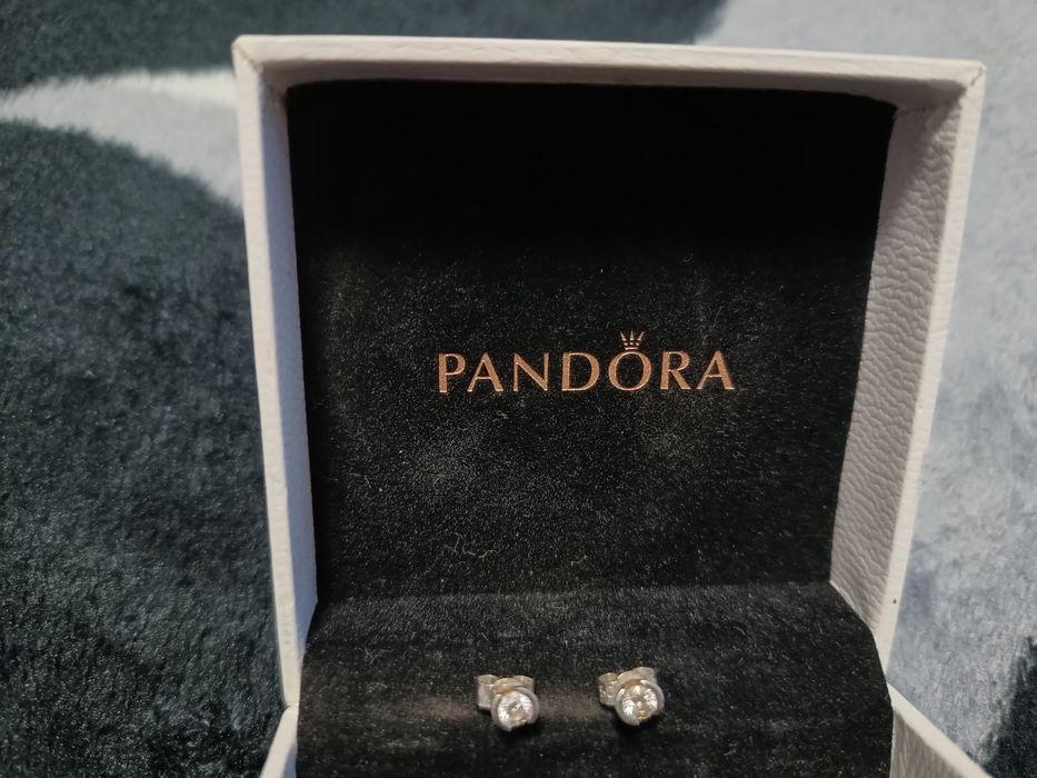 Set Pandora de 18k cu diamante