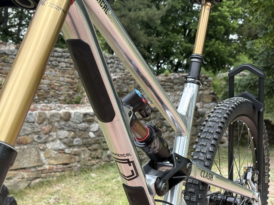 2023 Commencal Clash DH Edition