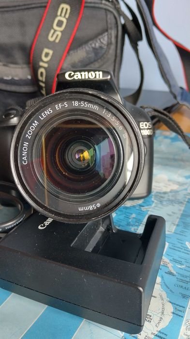Фотоапарат Canon EOS1100D