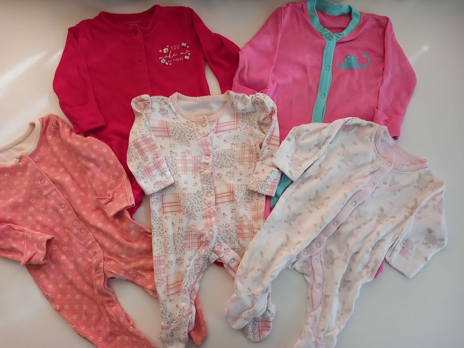 Маркови детски дрешки за бебе момиче 0-3м.