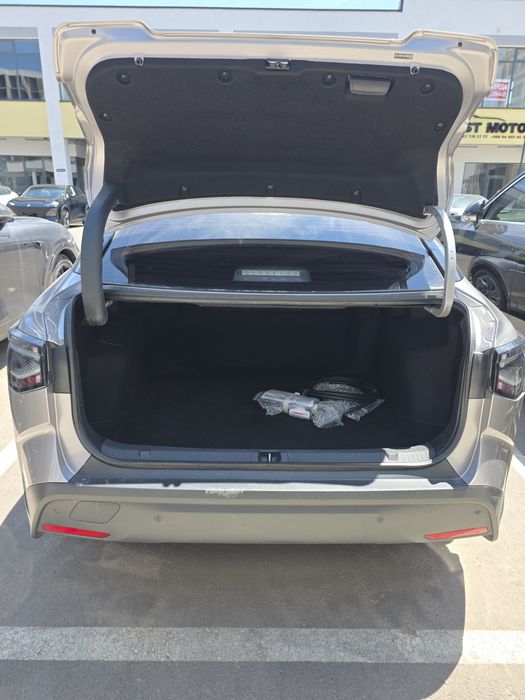 Toyota bz3 Long Range Premium FWD (616km)