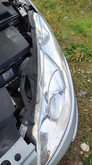 Faruri xenon stanga dreapta Peugeot 407 originale