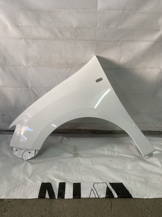 Aripa stanga fata logan 2