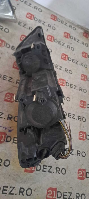 Faruri / Far stanga , far dreapta pentru Skoda Octavia 2 Facelift , de Europa , pretul afisat este per bucata