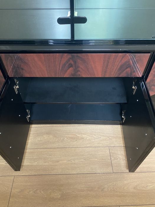 Горка (сервант)