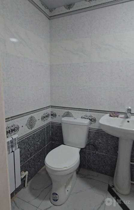 Kvartira sotiladi, 1 xona (2 xona qilingan)