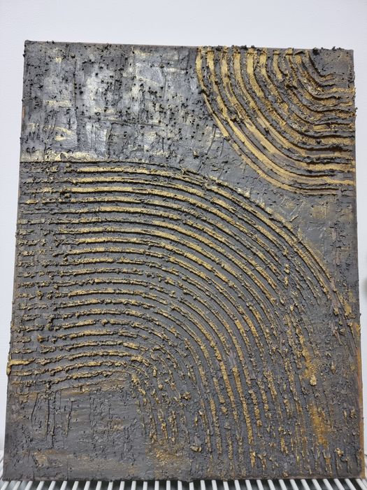 Tablou - urme din ciment 50H x 40 latime