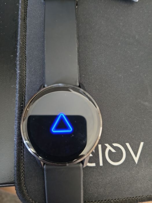 Vând Garmin Venu 4