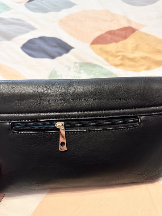 Нова елегантна чанта