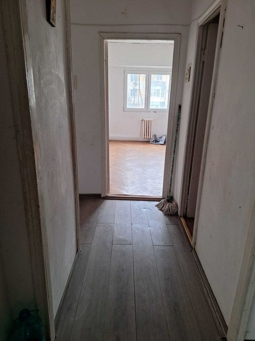 Vând apartament Iași