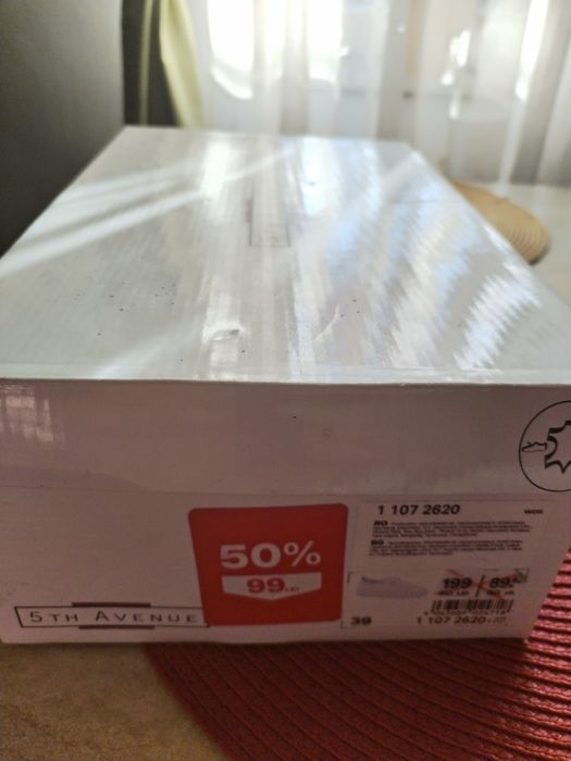 Adidasi/sneakers albi piele naturala 40