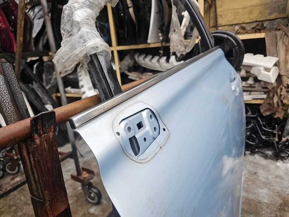 Левая дверь на LEXUS RX350//270//450h