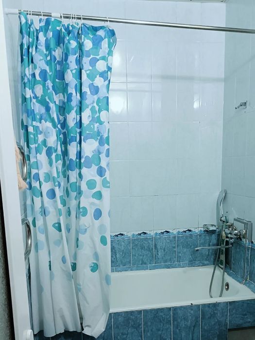 YUNUSOBOD MARKAZIDA 3 xonali kvartira sotiladi