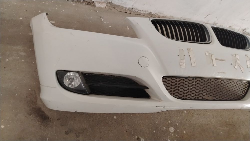 Предна /  броня БМВ Е90 фейслифт / BMW E90 LCI