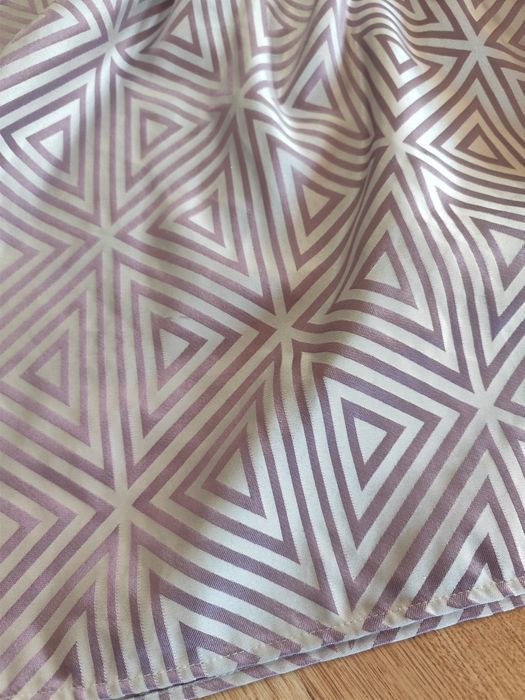 Шторы 2 шт без тюль. 280*200см