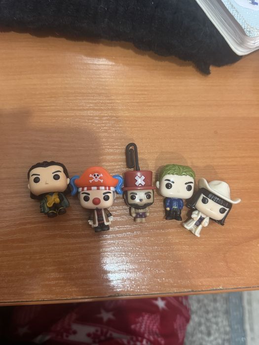 Фигурки kinder joy one piece