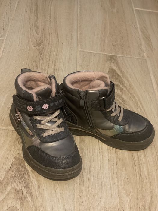 Детские ботинки на девочку