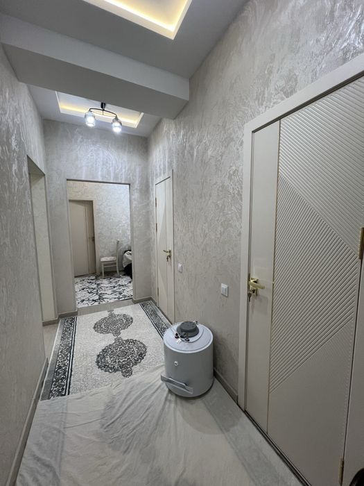 Choshtepa metro 1 bekat 2 xona ijaraga beriladi